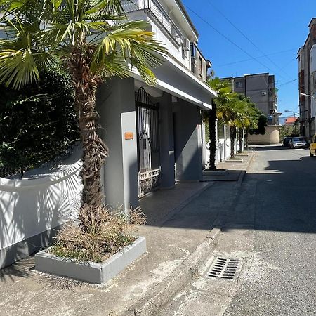 Las Palmas Guesthouse Shkodër Exterior foto